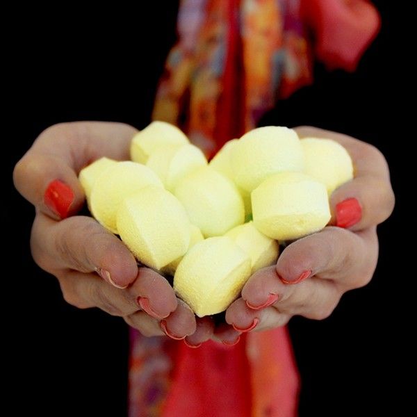 Piña-Colada Wellness-Box – 90 Mini-Badebomben für tropische Entspannung