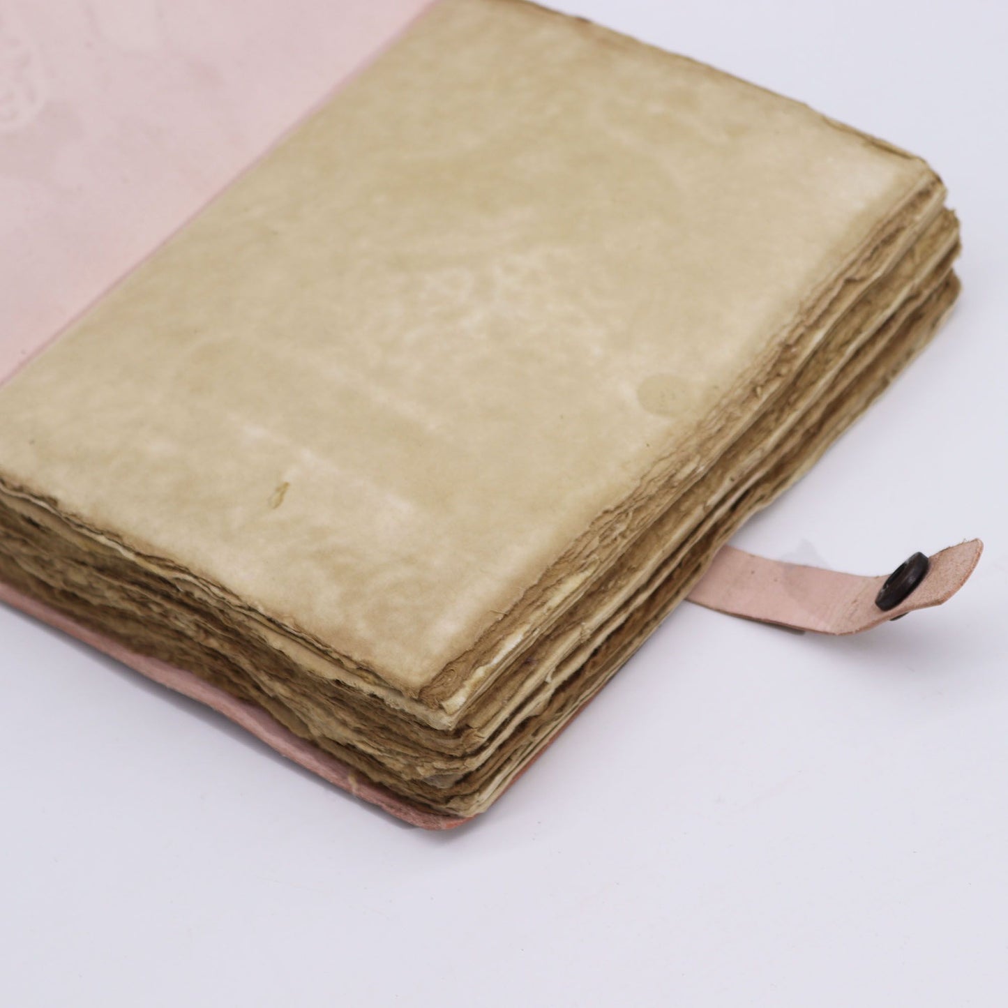 Ledernotizbuch mit Naturkanten | Handgefertigt | 20 x 15 cm