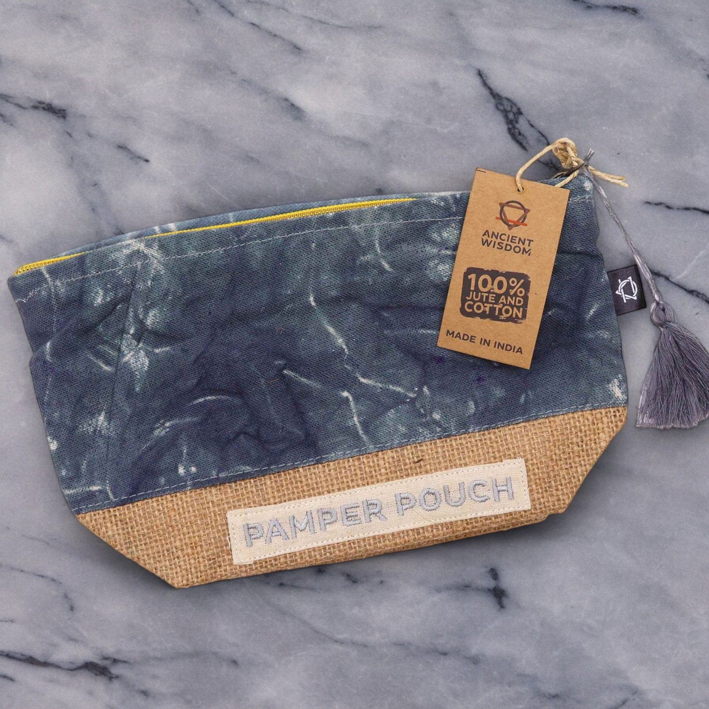 Organizerbeutel 'Pamper Pouch' in Holzkohle - Stonewash Edition