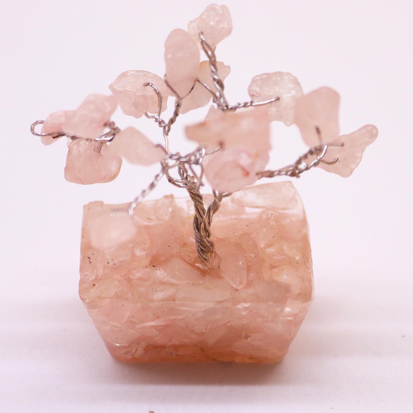 Mini-Edelsteinbaum aus Rosenquarz auf Orgonit-Basis – 15 Steine, 5 cm