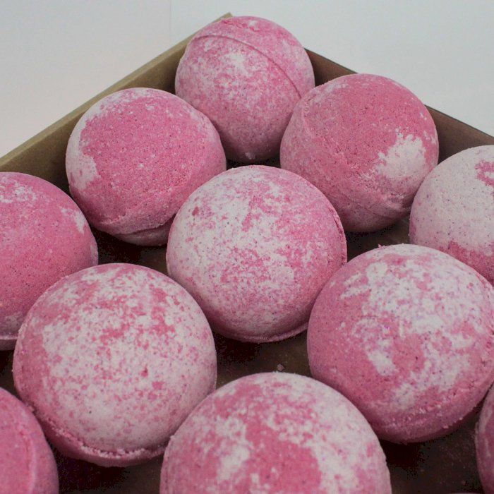 Jumbo Badebombe 'Cherry' mit Sheabutter – 16er Set für verwöhnende Bademomente