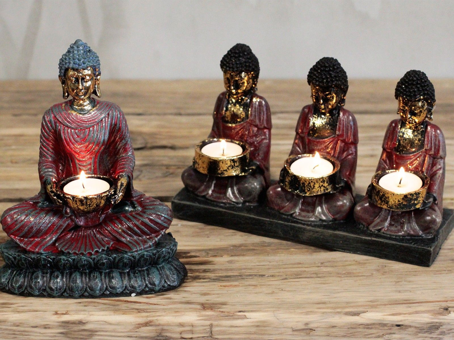 Kerzenständer 'Drei Anhänger' - Antik-Buddha Figur aus Harz