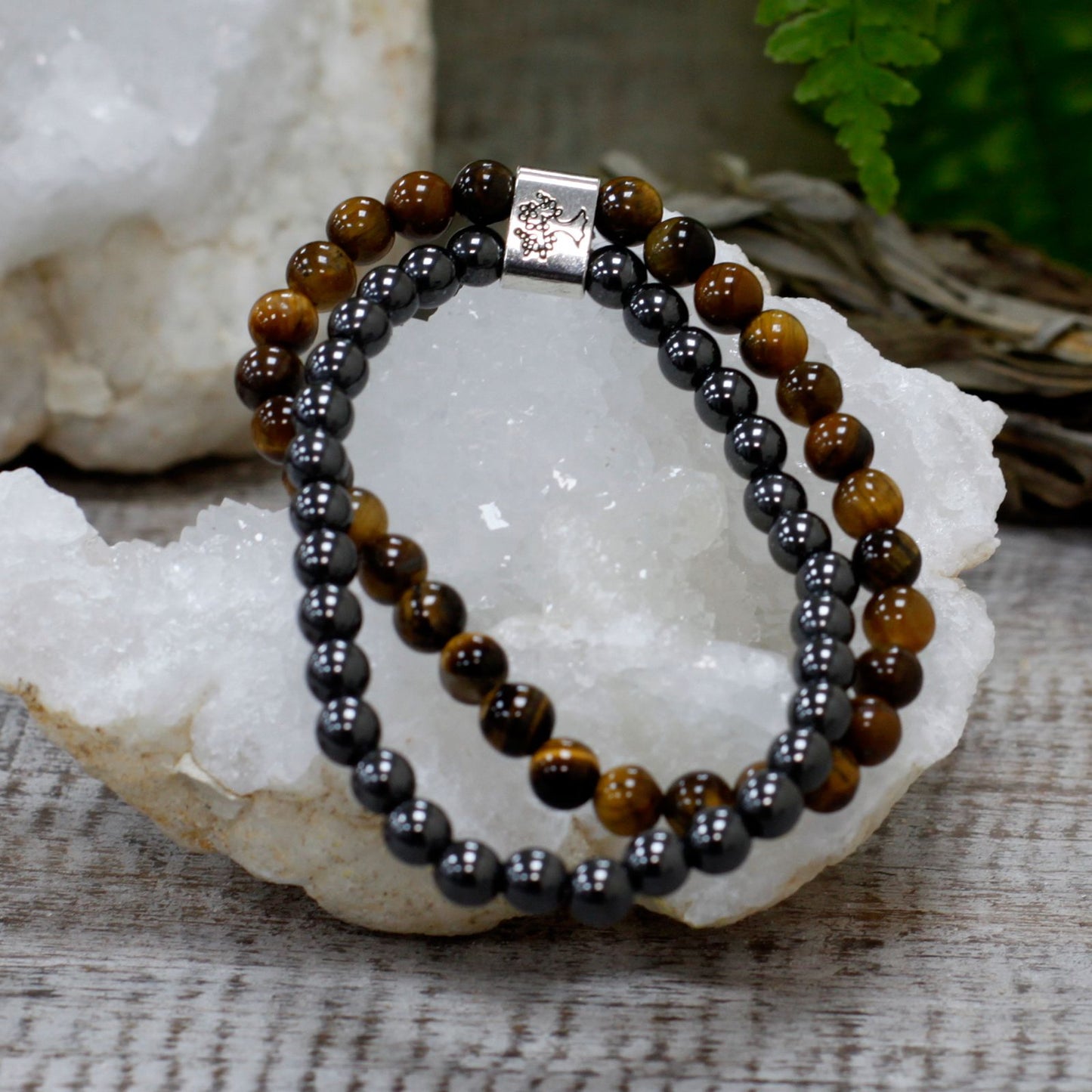 Magnetarmband mit Tigeraugen-Edelstein – Dehnbares Schmuckstück