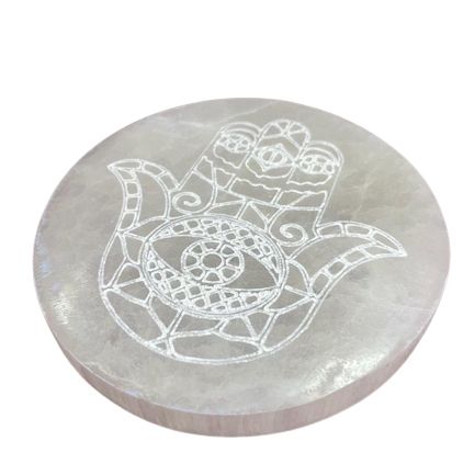 Hamsa Selenit-Ladeplatte 10 cm – Handgeschnitzt für positive Energie
