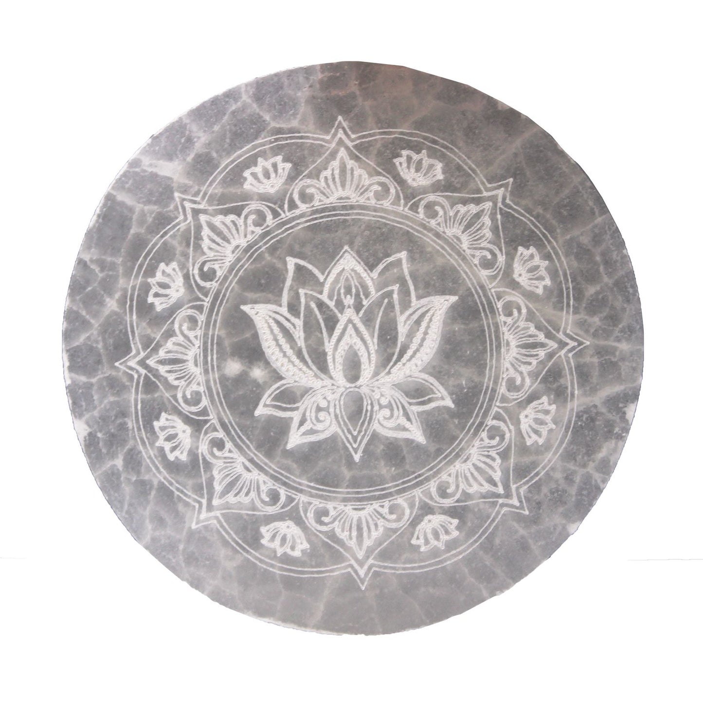 Selenit Ladeplatte 'Lotus Mandala' – Handgeschnitzt, 10 cm