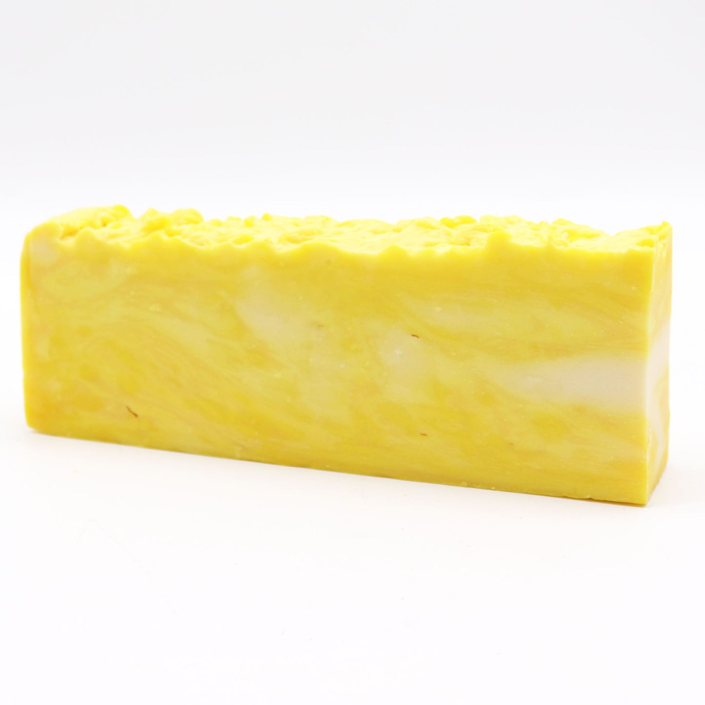 Naturseife mit Zitrone und Olivenöl – Handgeschnittenes Stück