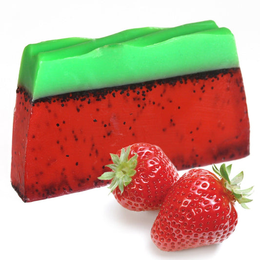 Handgemachter Seifenblock Erdbeer-Karamell – 1,1 kg mit natürlichem Peeling