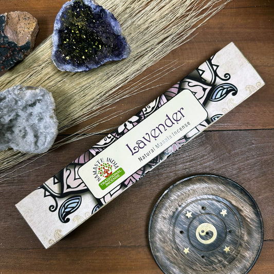 Namaste Mandala Masala Räucherstäbchen - Beruhigender Lavendel (12 Stück)