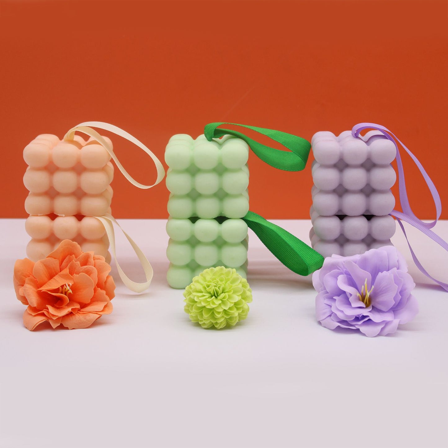 Belebende Massageseife mit Sheabutter, Minze und Eukalyptus