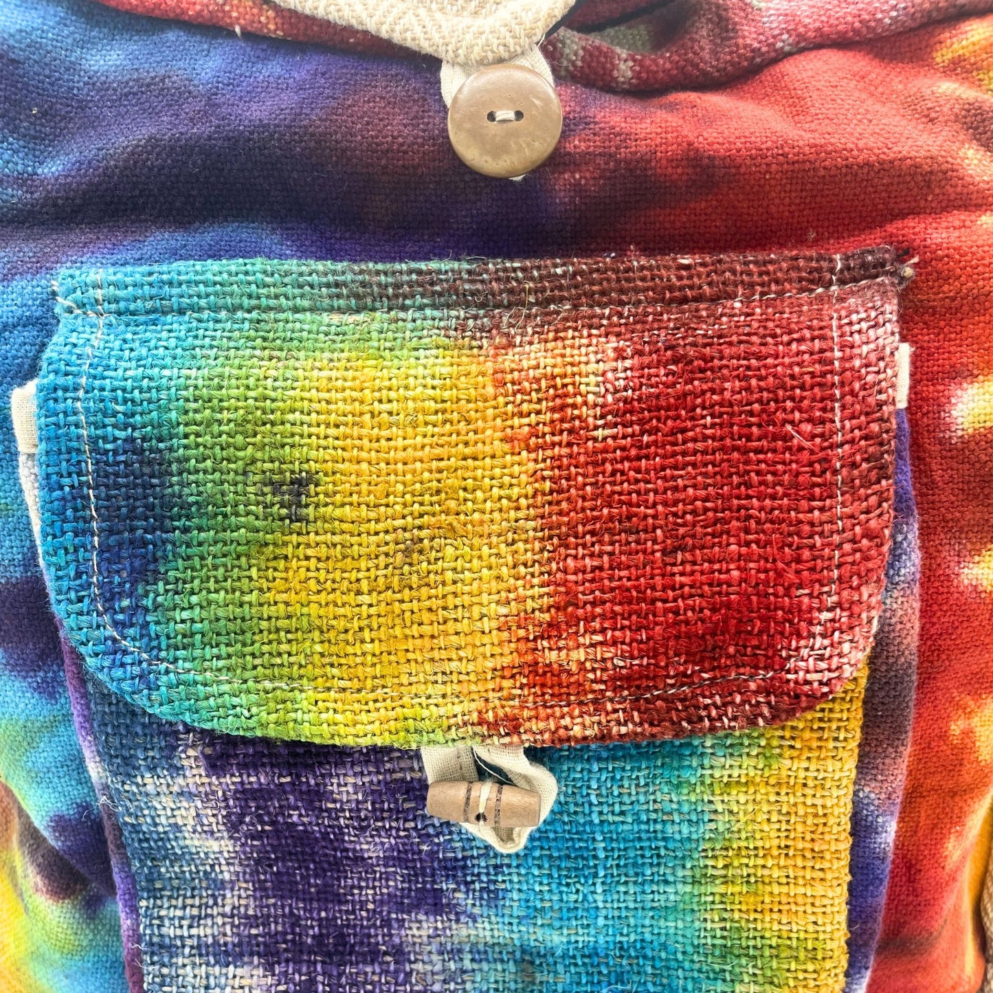 Hanf-Studienrucksack im Tie-Dye Look mit Fronttasche