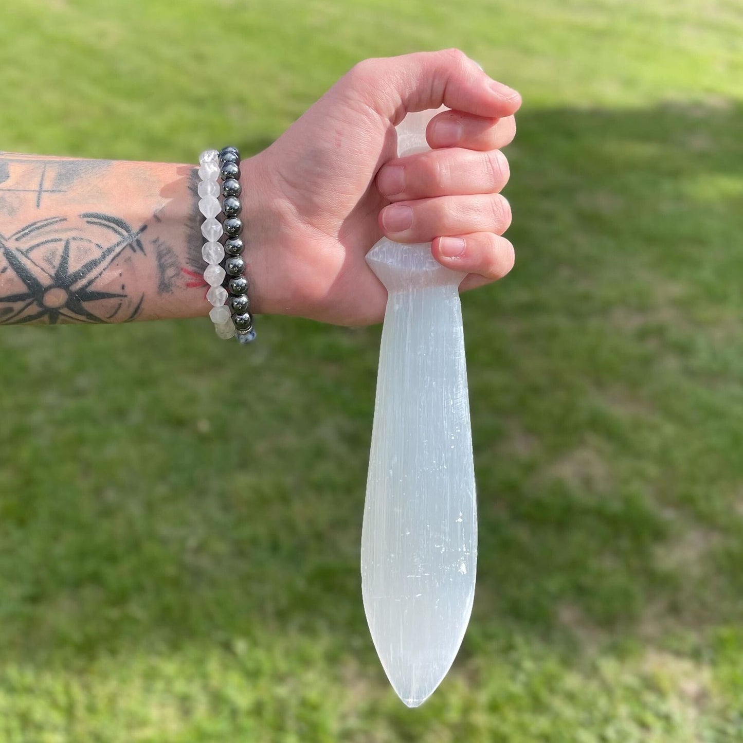 Selenit Ritualmesser mit Spiralgravur – 25 cm für energetische Reinigung