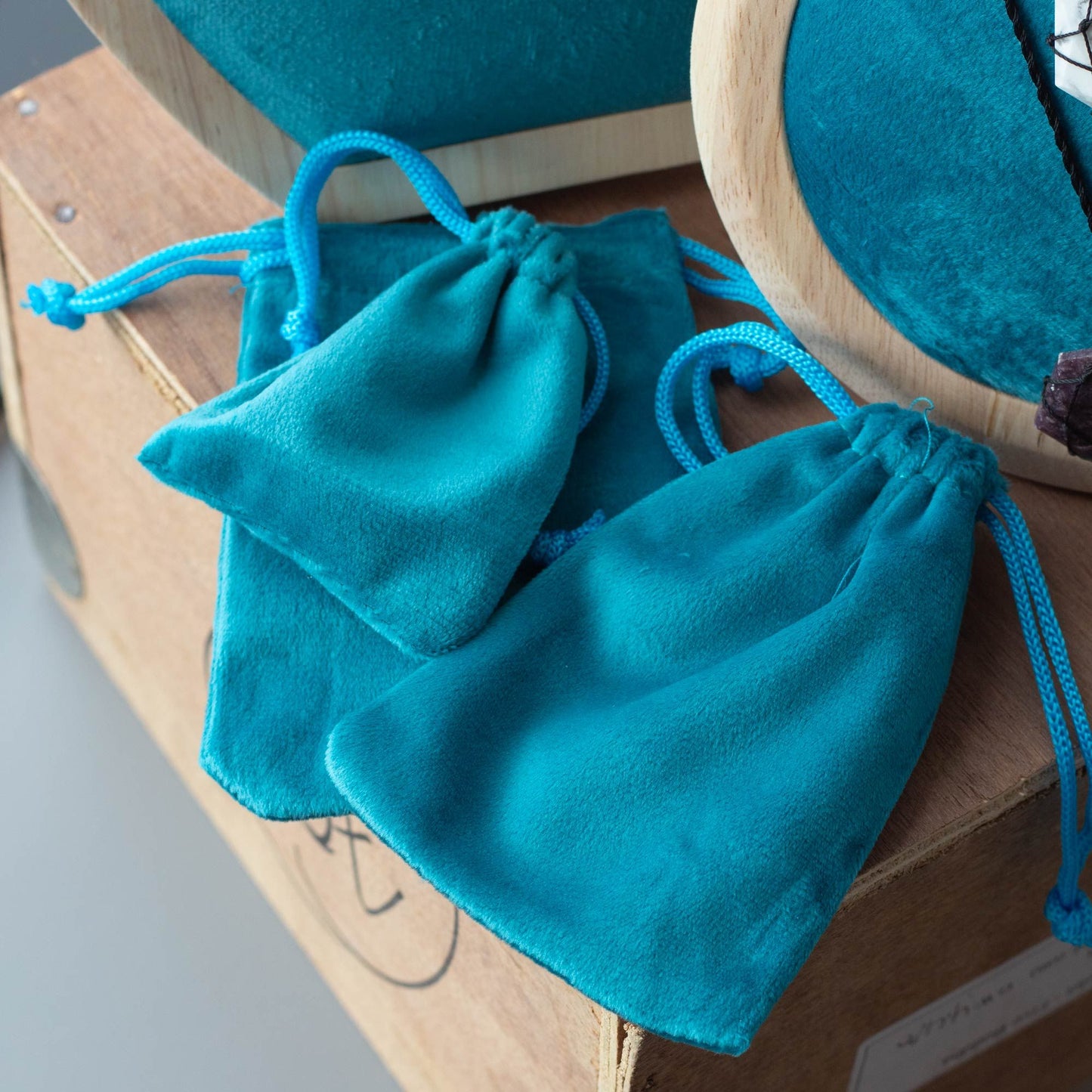 100 Stück Luxus-Samtbeutel 9x12 cm - Für Schmuck & wertvolle Kleinode