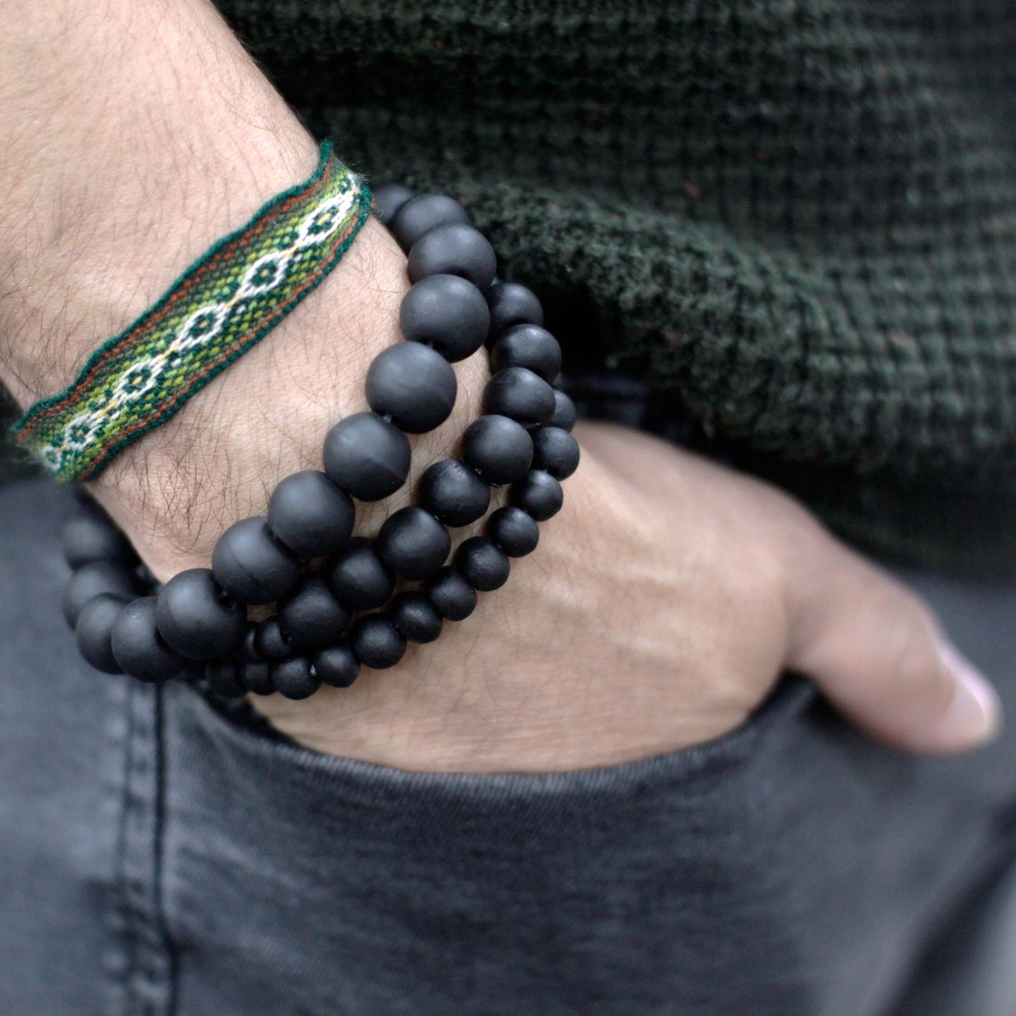 Set aus 3 Holzperlen-Armbändern in Schwarz - Natürliches Kokosholz