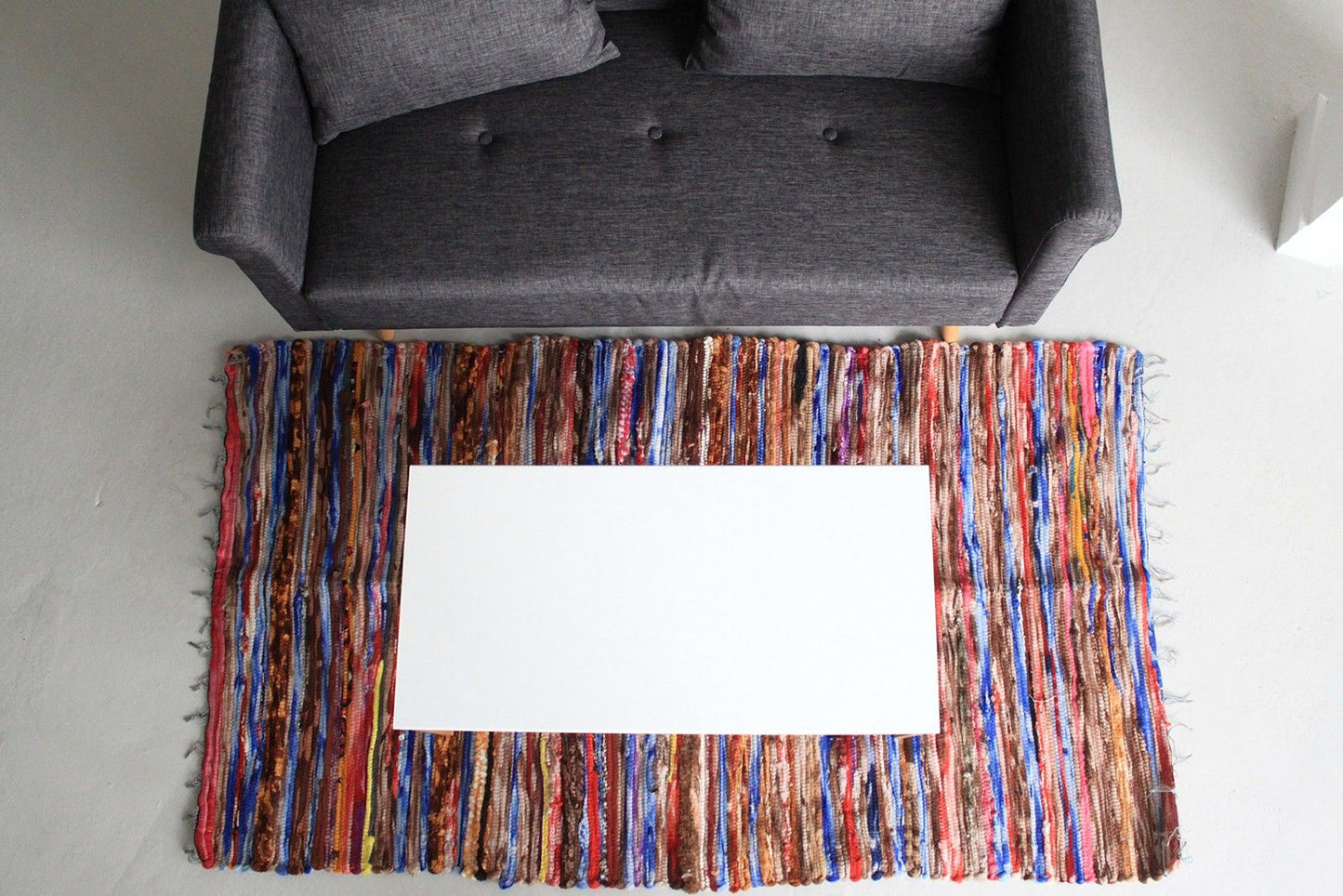 Indischer Samt-Flickenteppich 105x185 cm – Patchwork Design in lebendigen Farben