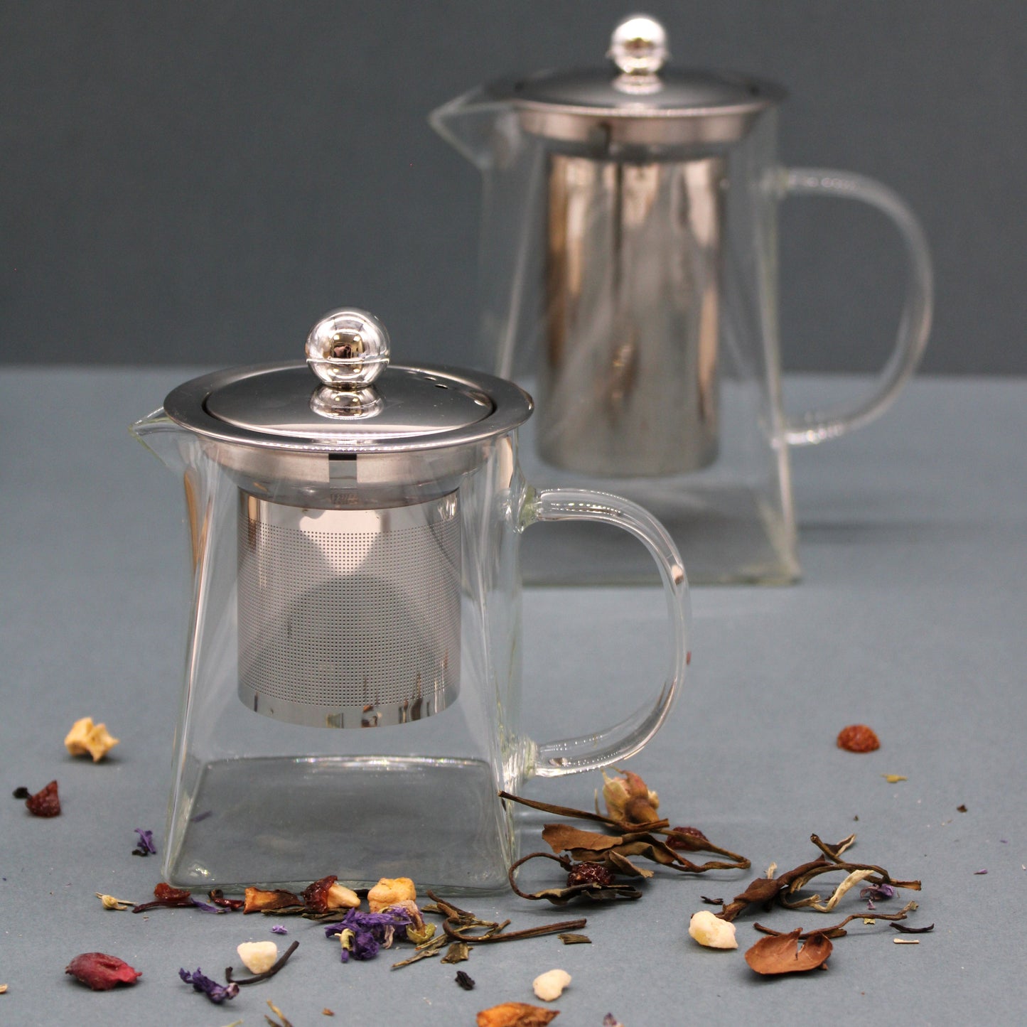 Glas-Teekanne 'Turm' mit Edelstahlsieb - 750 ml für volles Aroma