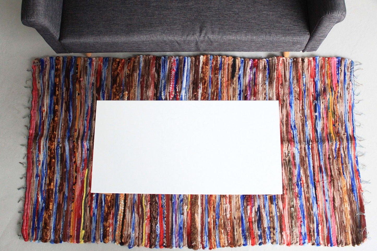 Indischer Samt-Flickenteppich 105x185 cm – Patchwork Design in lebendigen Farben
