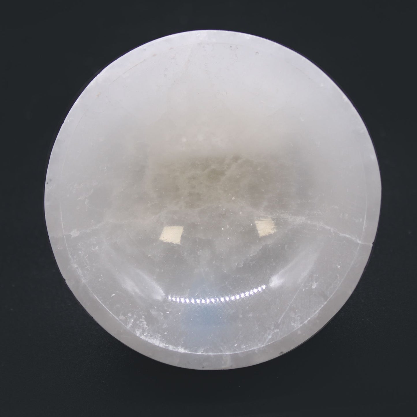 Selenitschale 'Selene' – Handgefertigte Schale aus Mondstein, 8 cm