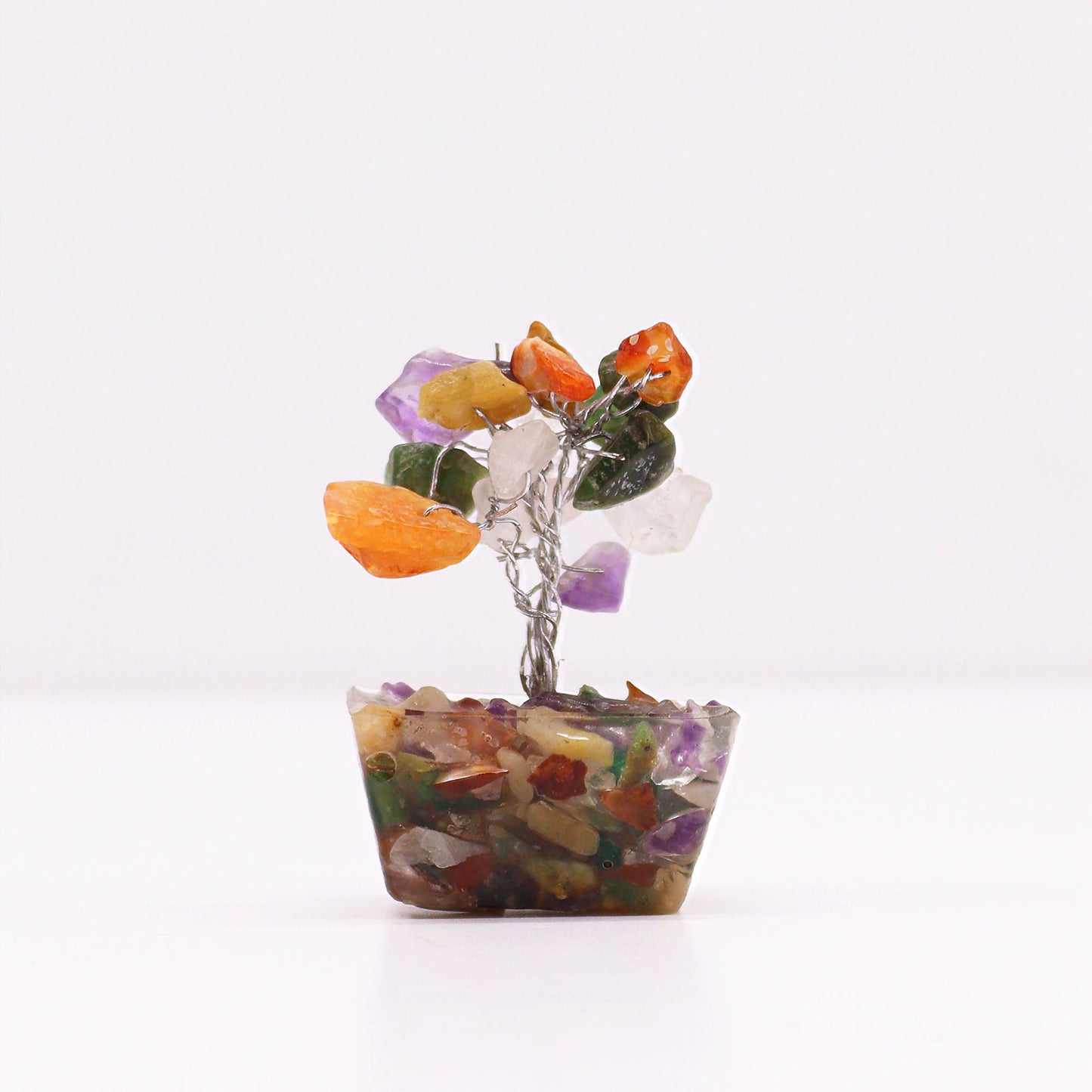 Mini-Edelsteinbaum mit Orgonit-Sockel – 15 handverlesene Steine