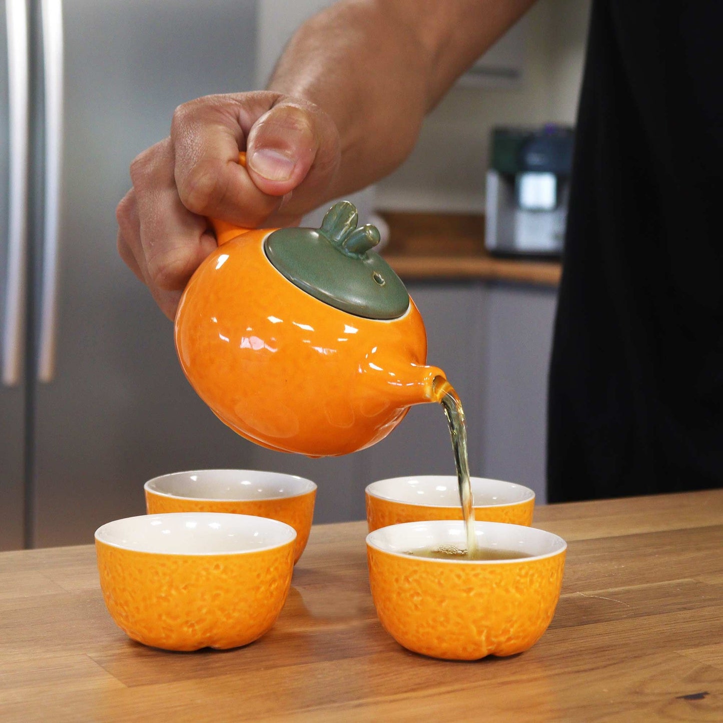 Orangenfreude Teeset – Keramik-Teekanne mit 4 Tassen
