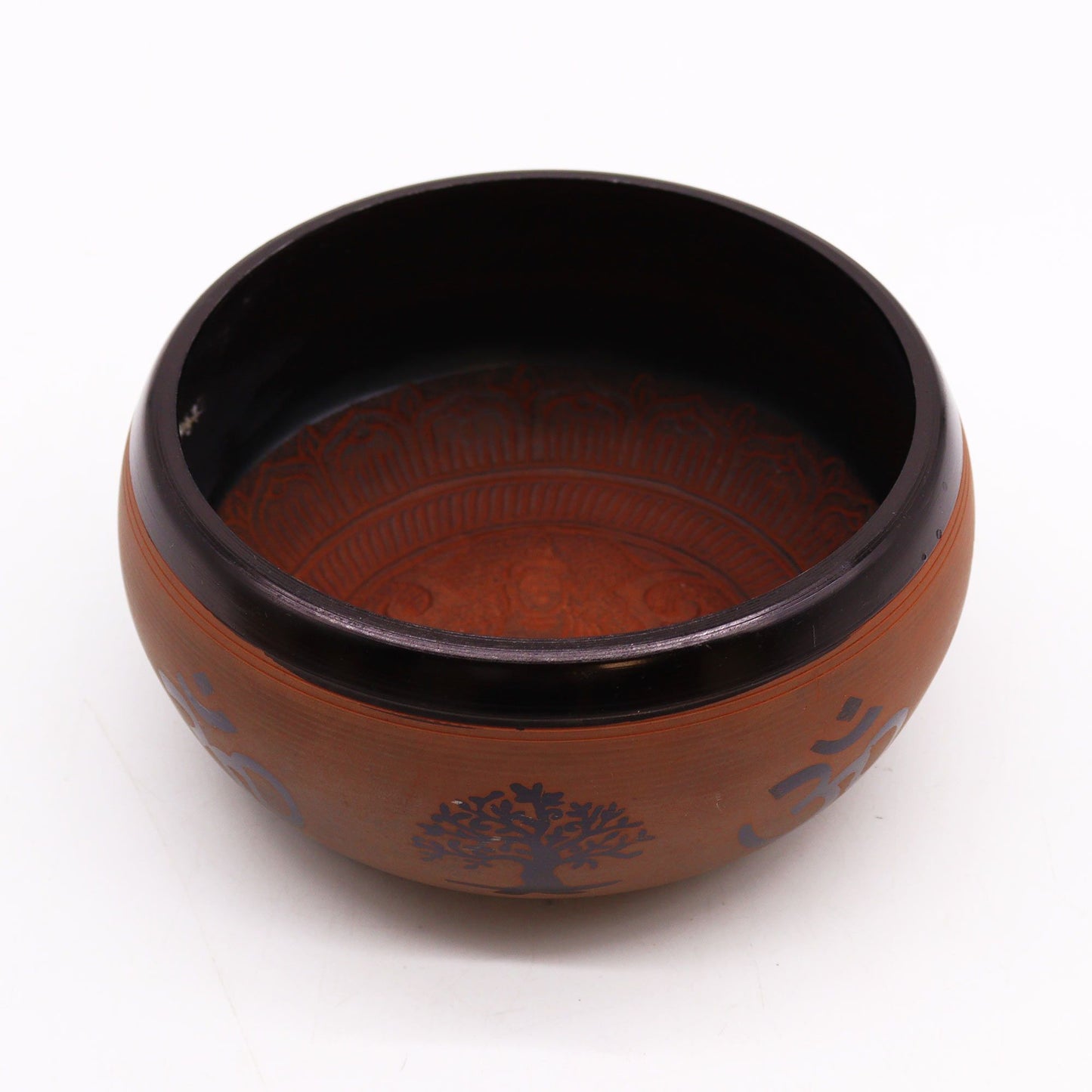 Klangschale mit Om-Buddha-Relief in Erdpulver-Optik – 16 cm