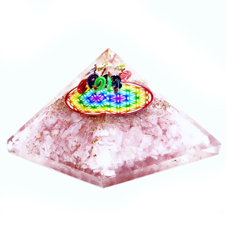 Orgonit-Pyramide mit Rosenquarz & Regenbogen-Lebensblume – 7 cm Handarbeit