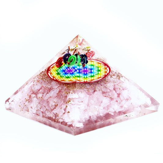 Orgonit-Pyramide mit Rosenquarz & Regenbogen-Lebensblume – 7 cm Handarbeit