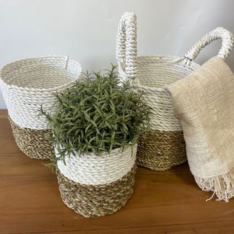 Set aus 3 handgeflochtenen Seegras-Körben in Naturweiß