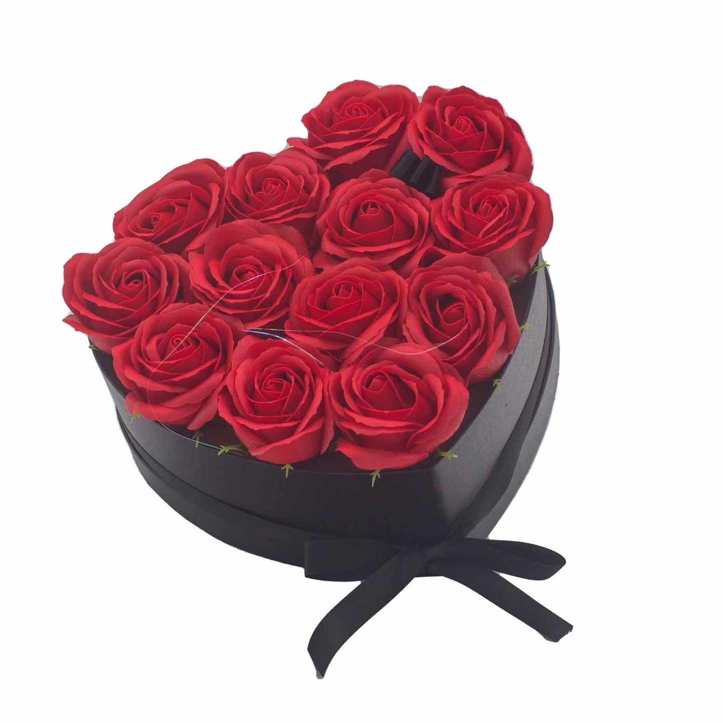 Herz aus 13 roten Seifenrosen – Luxuriöses Bade- und Deko-Arrangement
