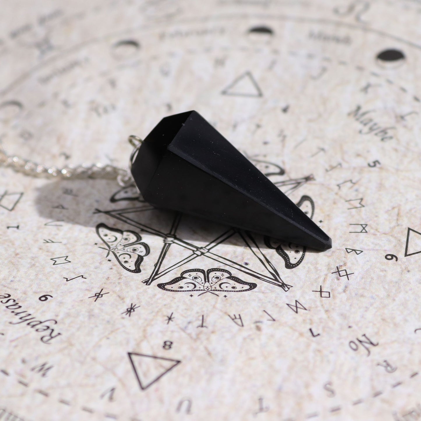 Räucherwerk 'Erfolg' mit schwarzem Obsidian-Pendel – Rose & Oud