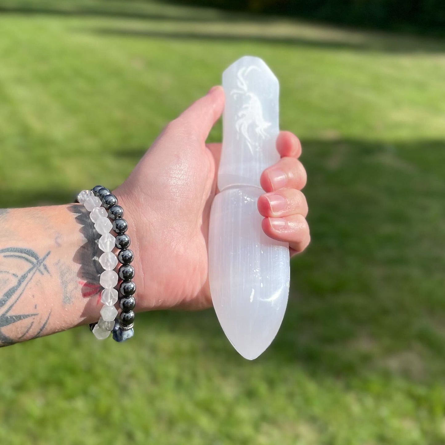 Selenit Ritualmesser – Symbol für Neubeginn und Loslassen