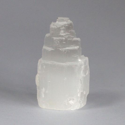 Handgeformter Selenit-Turm 5 cm - Natürliche Skulptur mit Mondschimmer