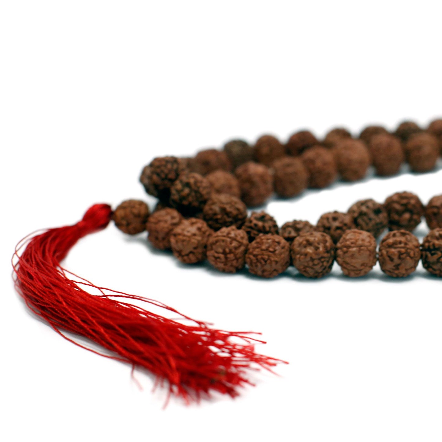 Traditionelle Mala aus braunen Rudraksha-Perlen – 108-teilig mit Quaste