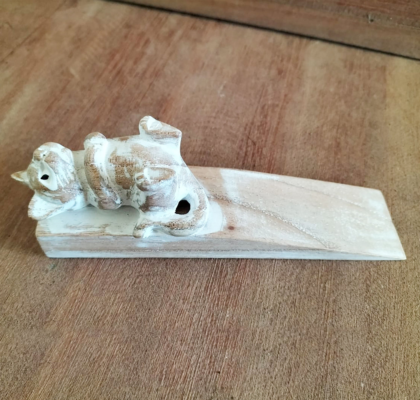 Handgeschnitzter Katzen-Türstopper aus Jempines-Holz – Ein Unikat