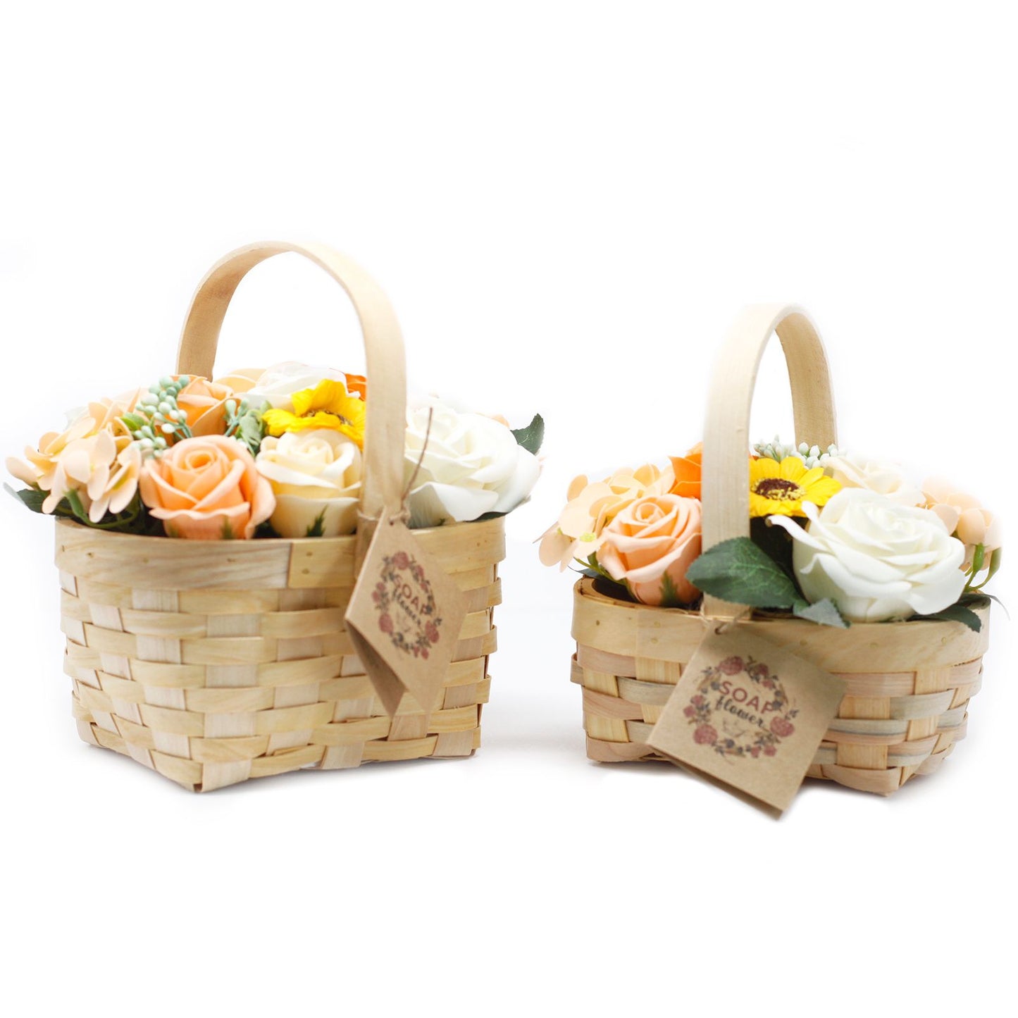 Seifenblumen-Arrangement 'Orangenblüte' im Weidenkorb – Dekoratives Baderitual