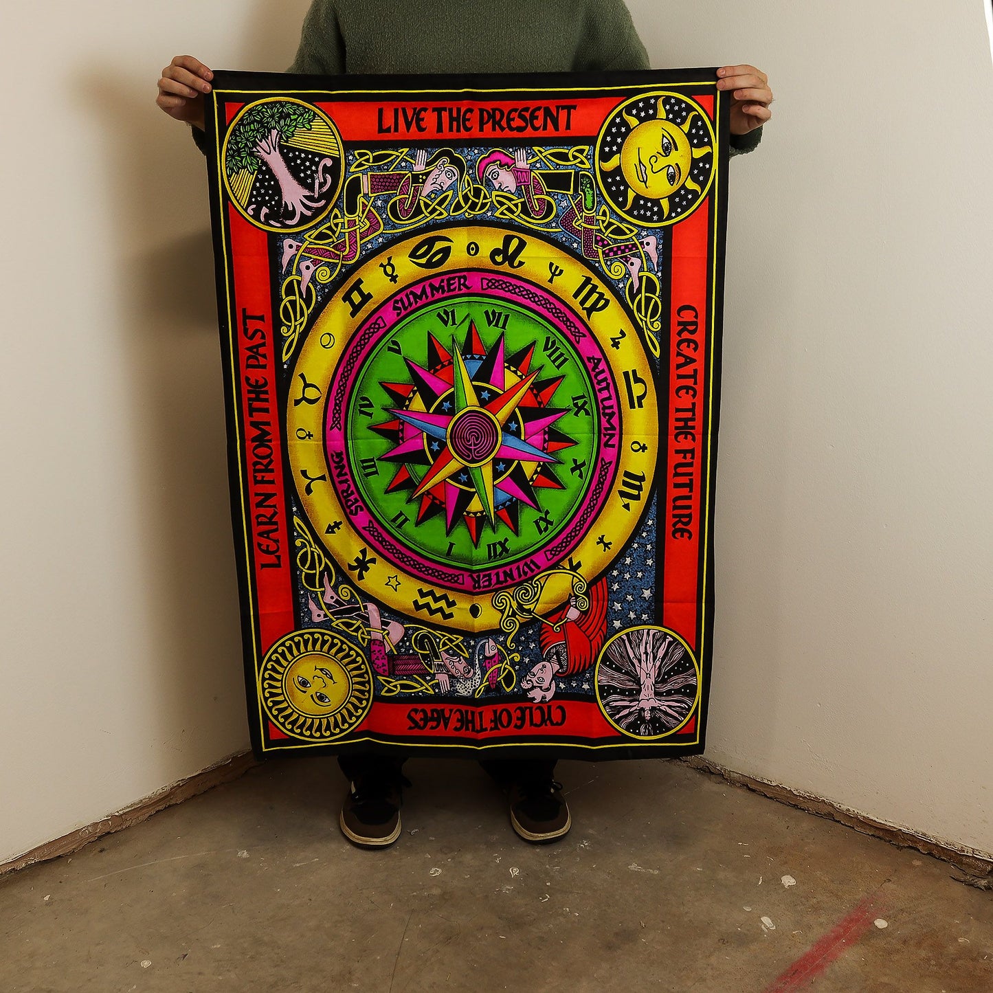 Wandbehang 'Kreis des Lebens' aus Baumwolle – 70 x 110 cm