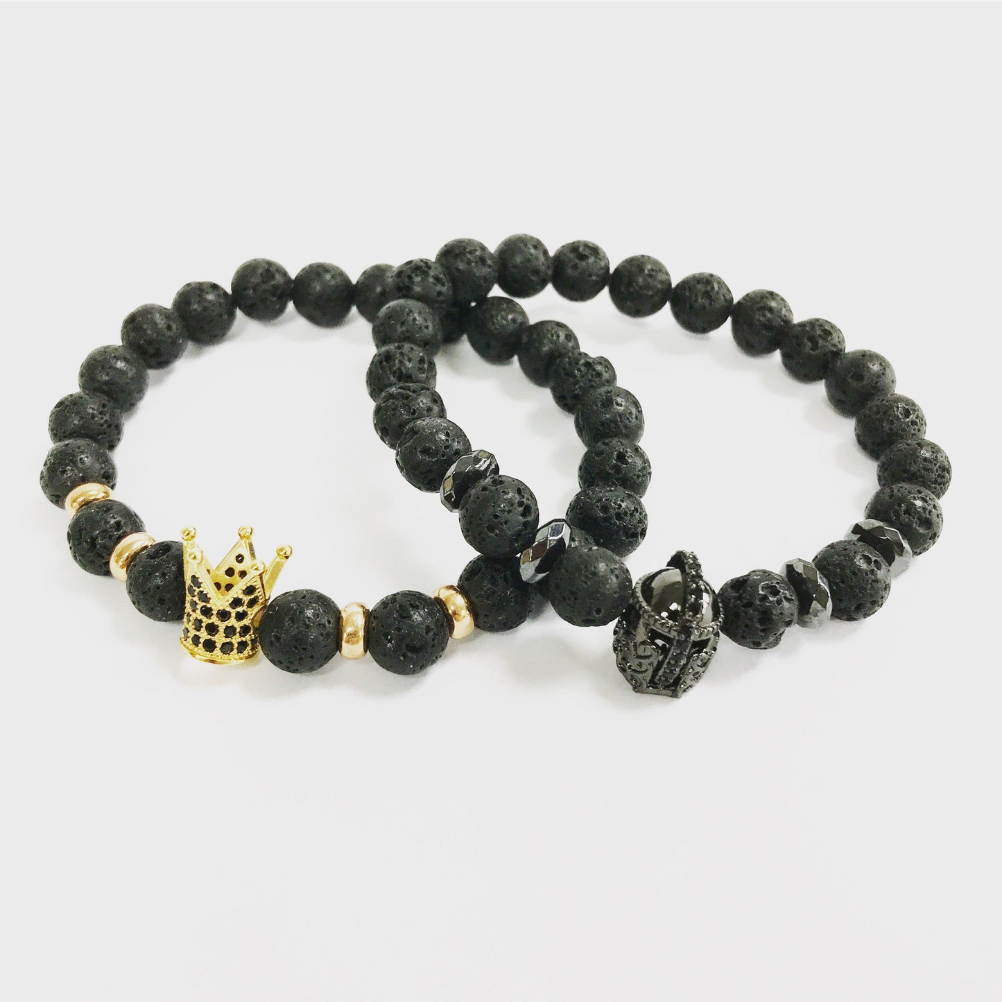 Schwarzer Achat Armband mit Kronen-Charm – Mystischer Schmuck für Schutz & Stärke