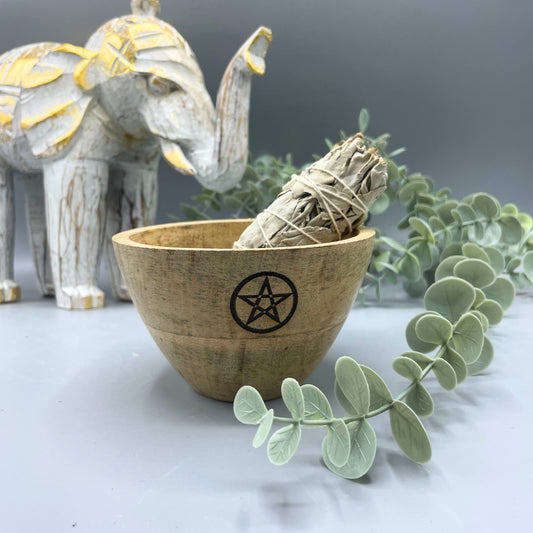 Ritualschale Pentagon aus Mangoholz – Handgeschnitzt, 12 x 7 cm