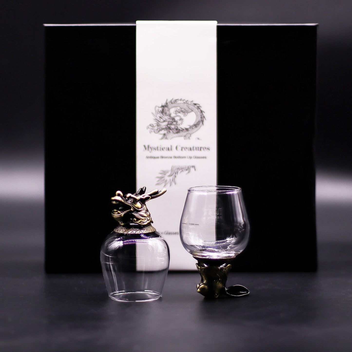 Set aus 6 Mystische-Kreaturen-Gläsern mit Antik-Bronze-Basis