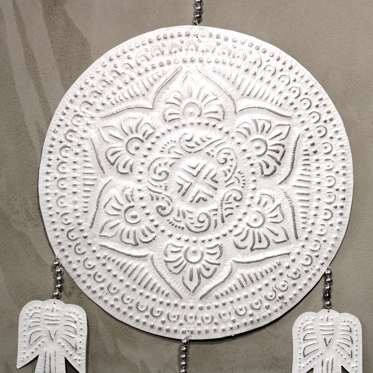 Bali Wandmobile 'Engel' – Handgefertigtes Aluminium mit Perlen in Pastell