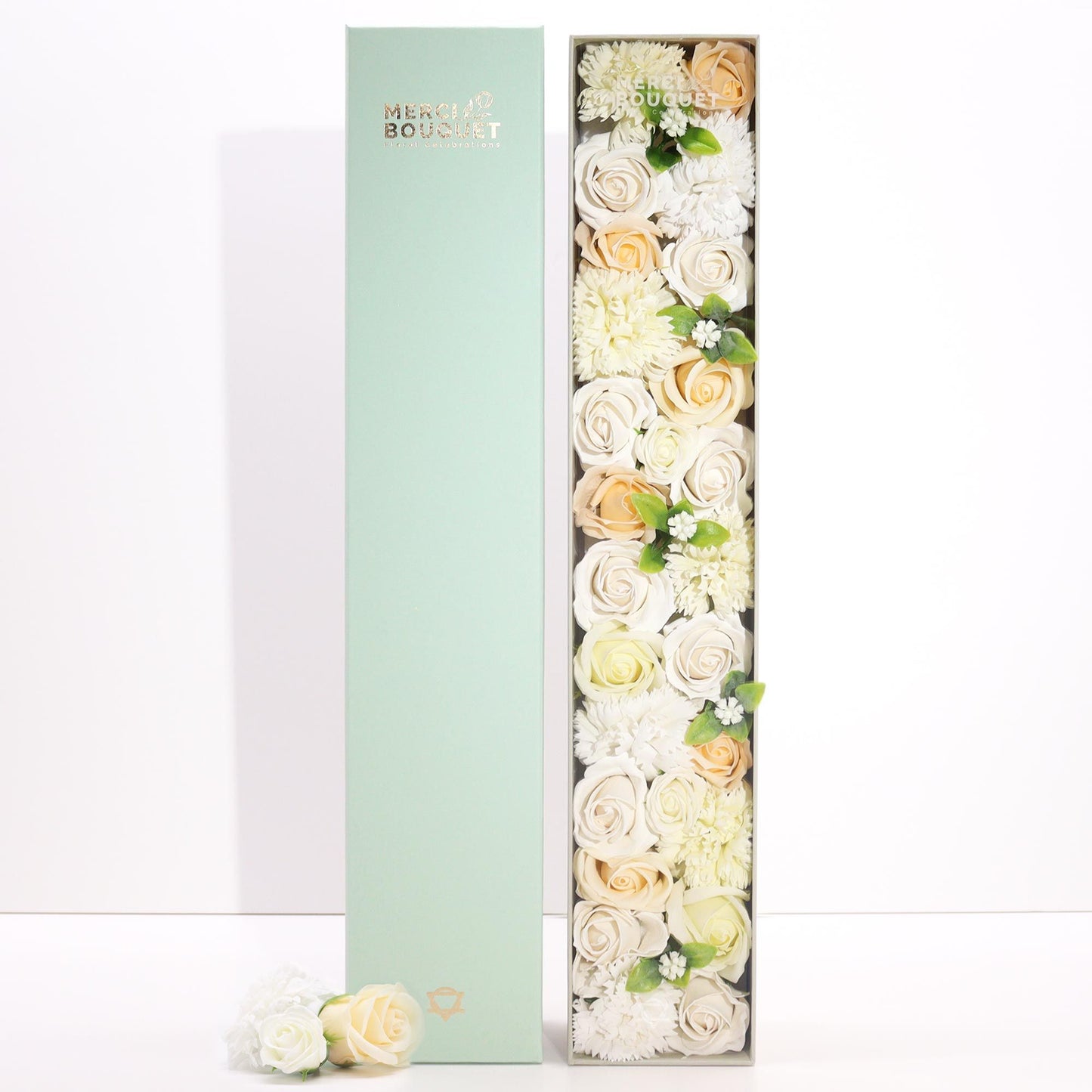 Geschenkbox 'Hochzeitssegen' in Weiß und Elfenbein – Extra langes Luxus-Arrangement