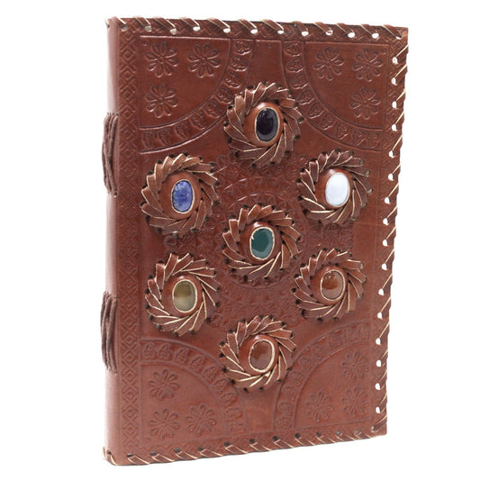 Notizbuch aus Vollrindleder mit Chakra-Steinen (22,5 x 15 cm)