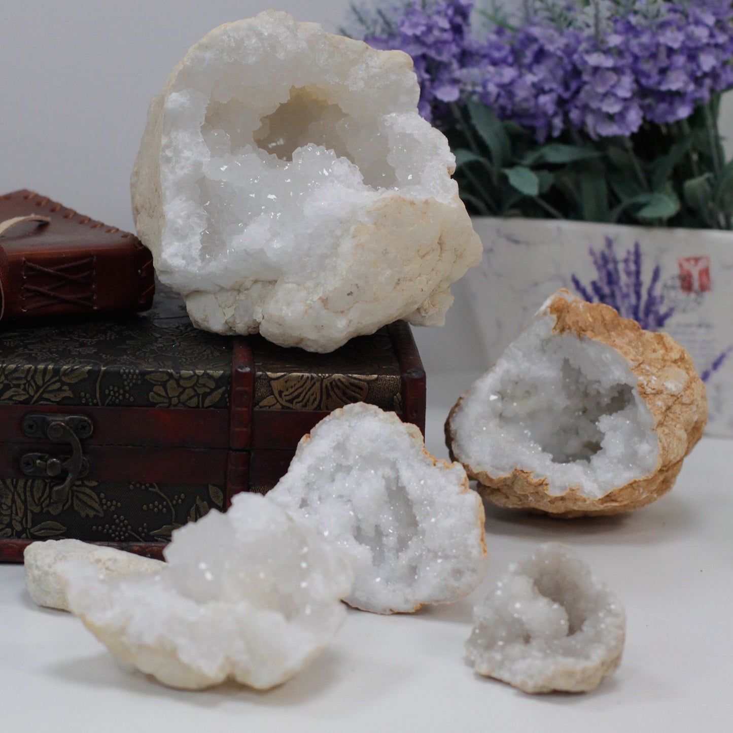 Naturgeode mit Kalzit & Quarz Kristallen | 6-9 cm | Ungeöffnet