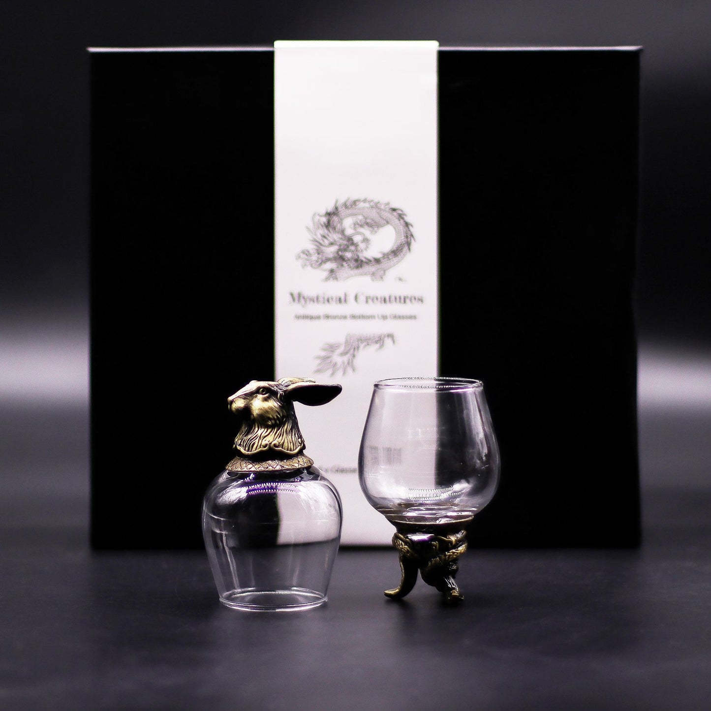 Set aus 6 Mystische-Kreaturen-Gläsern mit Antik-Bronze-Basis