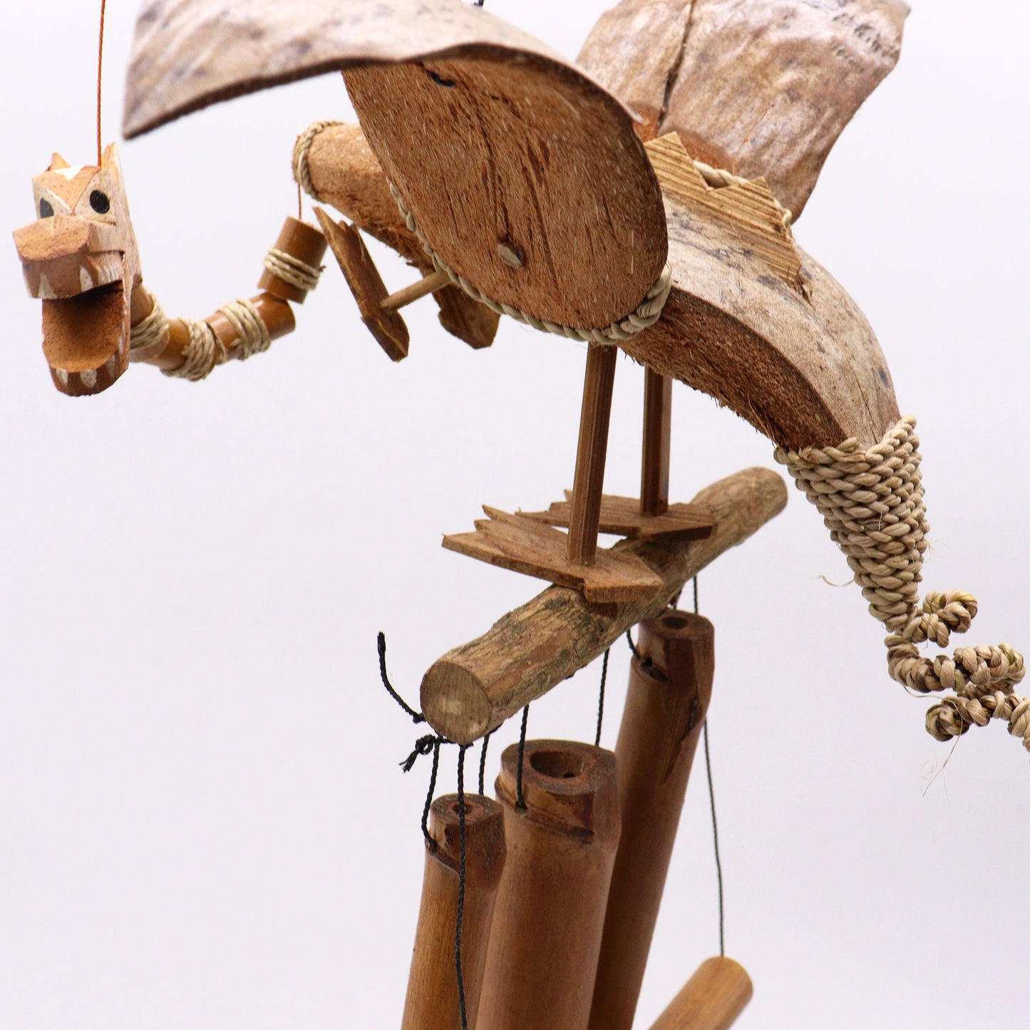 Drachen-Windspiel aus Kokosnuss – Handgefertigtes Unikat