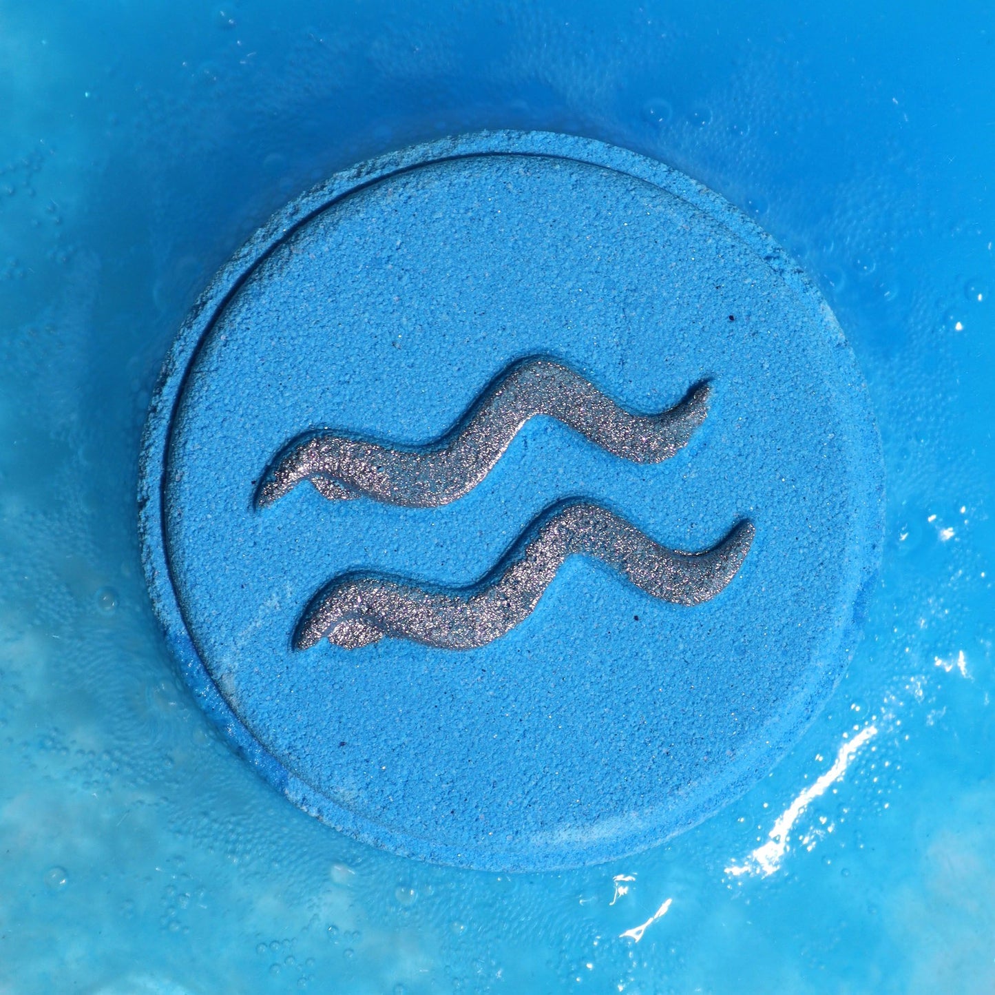 Horoskop Badeperlen Set Wassermann – 2 Stück mit verstecktem Sternzeichen-Spruch