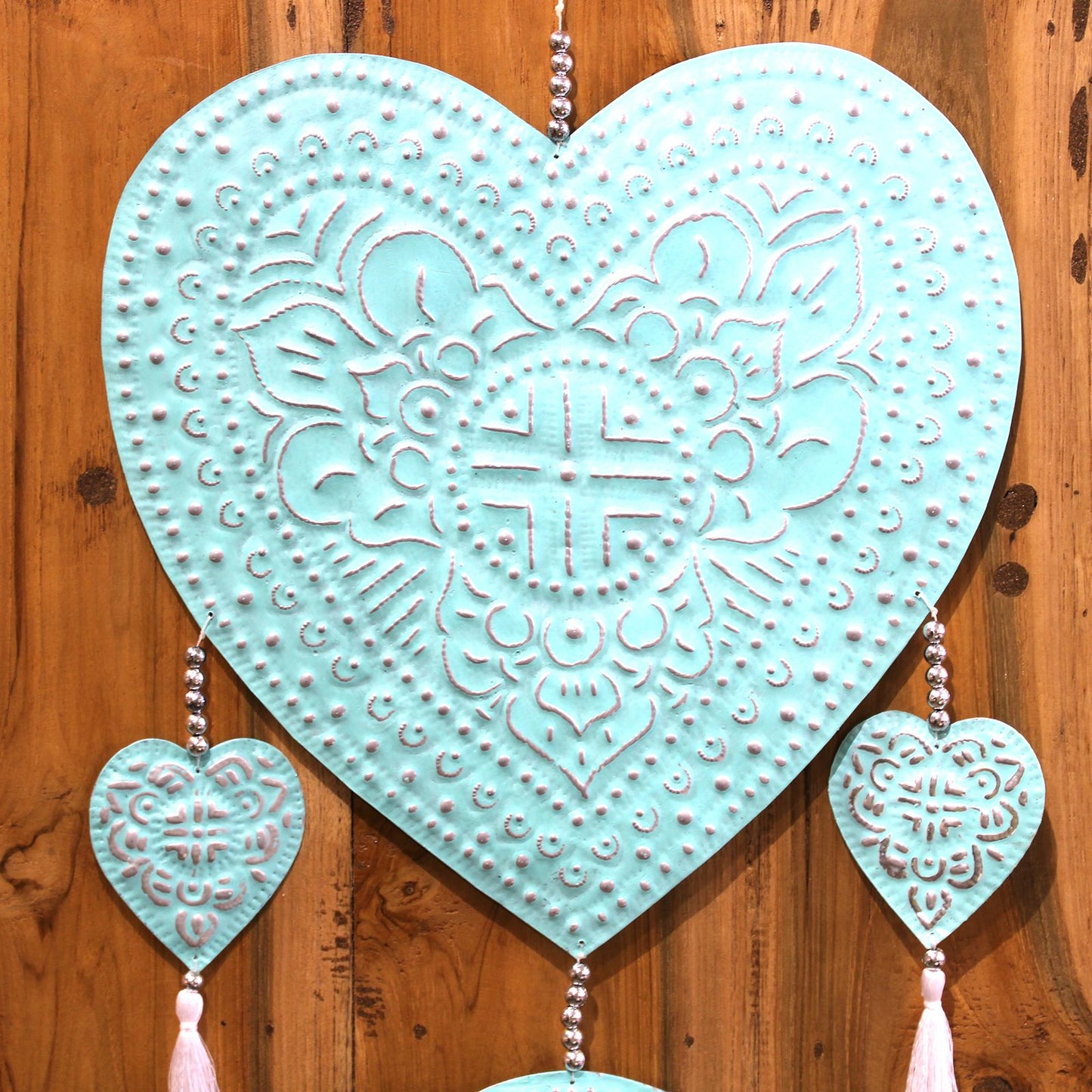 Bali Träume Herz-Mobile – Handbemalte Aluminium-Dekoration mit Perlen