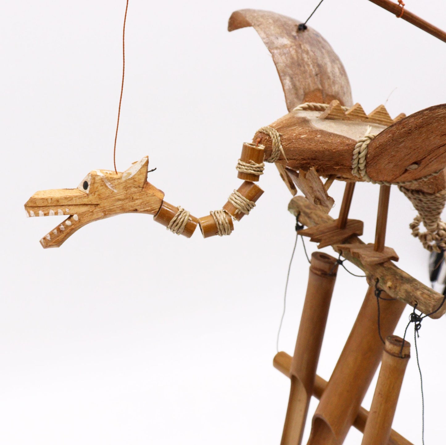 Drachen-Windspiel aus Kokosnuss – Handgefertigtes Unikat