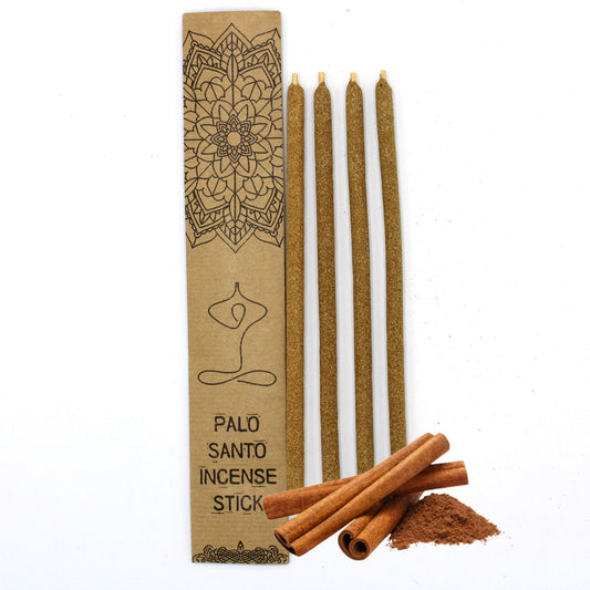 Palo Santo Räucherstäbchen mit Zimtnote – Set aus 4 großen Stäbchen