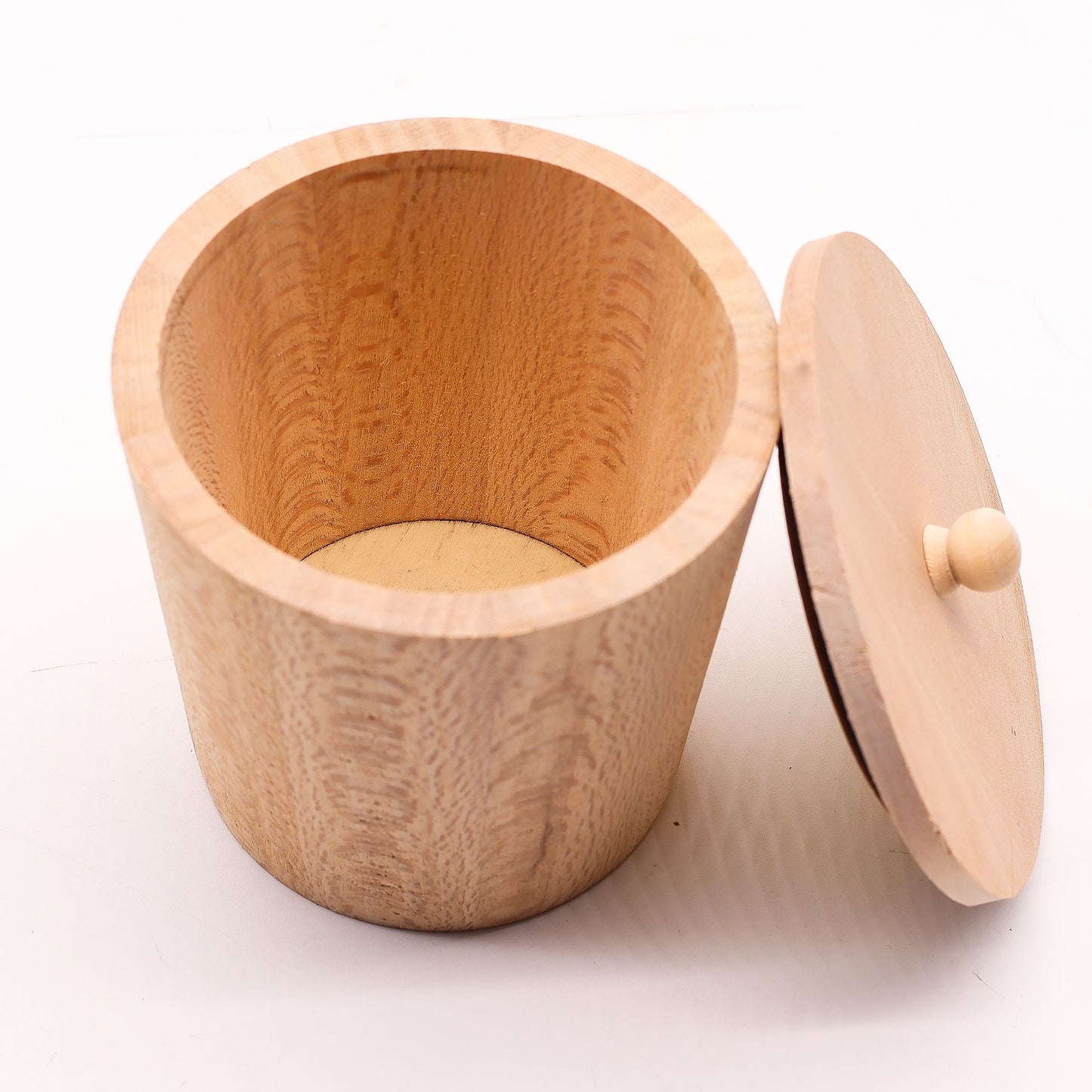 Präsentationsschale aus massivem Hemu-Holz - 95mm, natur