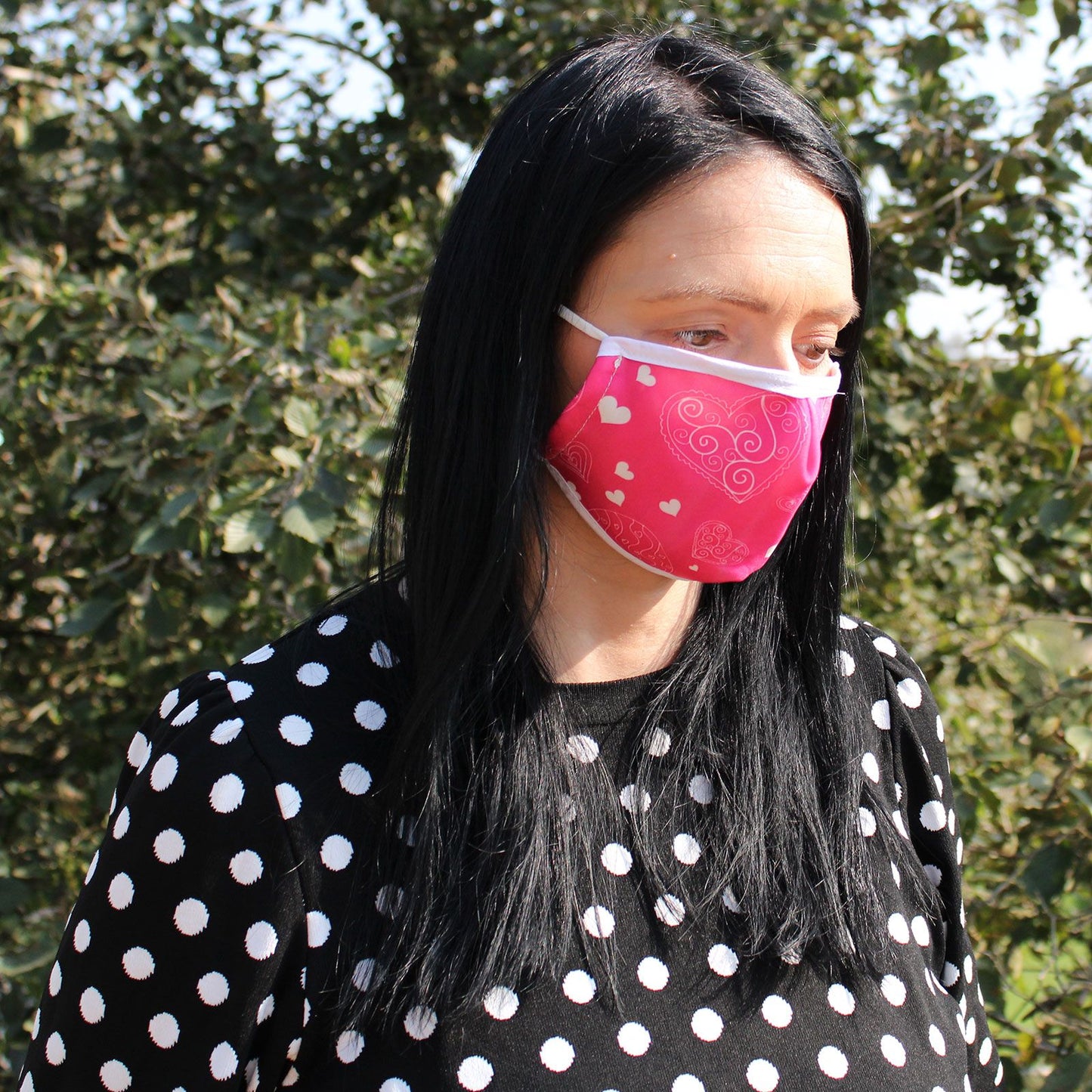 Wiederverwendbare Gesichtsmaske mit Filter - Pink Hearts Design